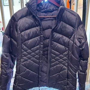 Women’s size small North Face coat